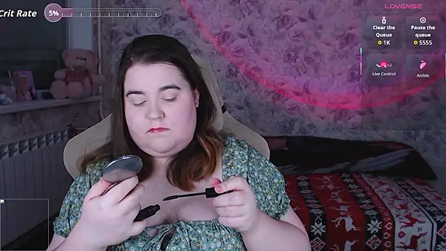 Estelle Hicks online show from February 2026 06:33:02 PM