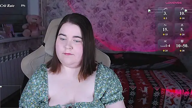 Estelle Hicks online show from February 2026 06:28:02 PM