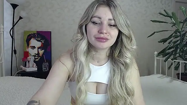 Snapshot of ShyEvaa chatting on March 2026 02:45:02 AM ShyEvaa online show from March 2026 02:45:02 AM