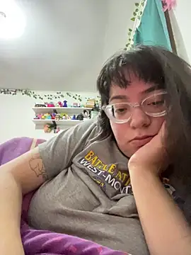 indiegirl666 online show from October 2025 05:33:02 AM