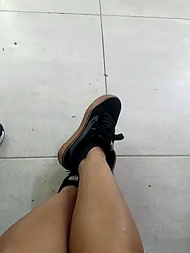 Bella desi  online show from February 2026 10:19:01 PM