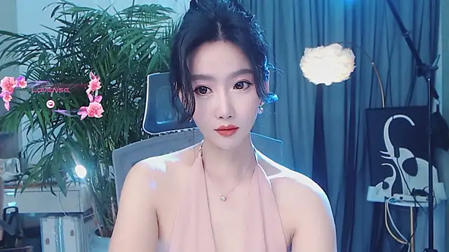 FeiFei-babe online show from February 2026 01:53:02 PM