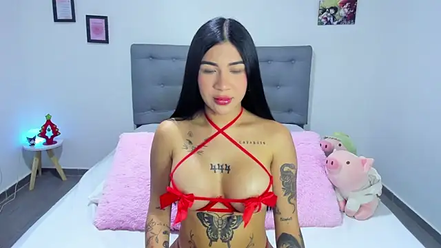 Snapshot of Agataowens chatting on December 2024 10:54:02 PM Agataowens online show from December 2024 10:54:02 PM