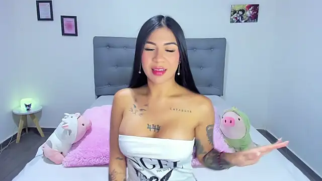 Snapshot of Agataowens chatting on January 2025 12:20:02 AM Agataowens online show from January 2025 12:20:02 AM