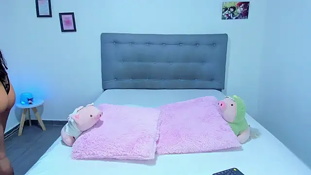 Snapshot of Agataowens chatting on March 2025 03:44:02 AM Agataowens online show from March 2025 03:44:02 AM