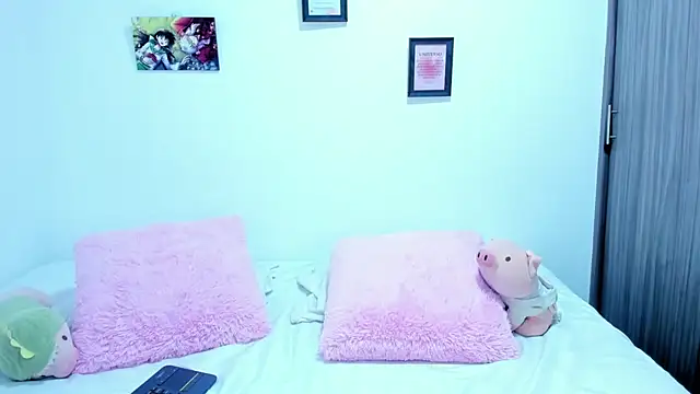 Snapshot of Agataowens chatting on November 2025 01:28:02 AM Agataowens online show from November 2025 01:28:02 AM