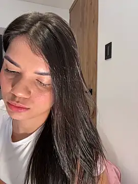 emma lopes online show from October 2025 12:16:02 PM