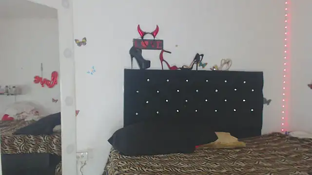 brigitht online show from April 2026 04:44:02 AM