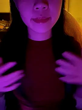 Snapshot of minmin2kk5 chatting on November 2025 03:03:01 PM minmin2kk5 online show from November 2025 03:03:01 PM