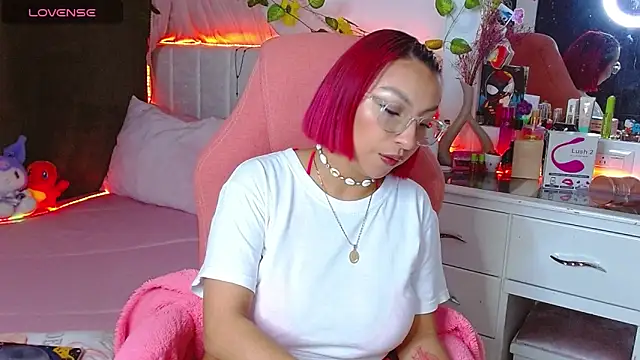 Snapshot of Littlerouse_ chatting on November 2025 03:17:01 AM Littlerouse online show from November 2025 03:17:01 AM