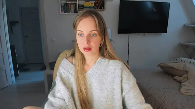 Snapshot of violet_blue_eyes chatting on October 2025 07:17:01 AM violet blue eyes online show from October 2025 07:17:01 AM