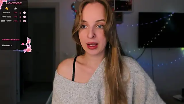 Snapshot of violet_blue_eyes chatting on December 2025 10:57:01 AM violet blue eyes online show from December 2025 10:57:01 AM