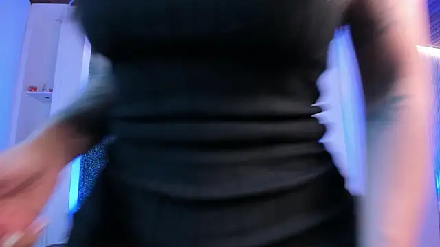 Snapshot of violet_scott chatting on September 2025 10:48:01 AM violet scott online show from September 2025 10:48:01 AM