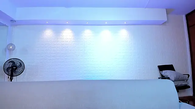 Snapshot of violet_scott chatting on October 2025 10:38:01 AM violet scott online show from October 2025 10:38:01 AM