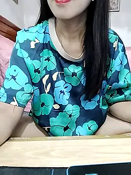 cream1299 online show from October 2025 11:33:01 AM