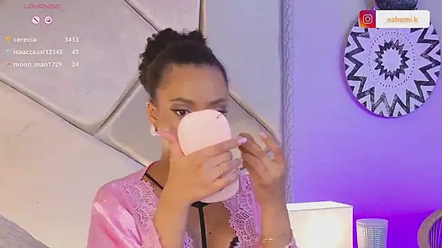 Nahomi King online show from February 2025 01:09:02 AM