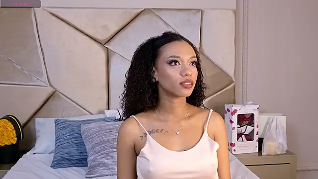 Nahomi King online show from January 2026 01:37:02 PM