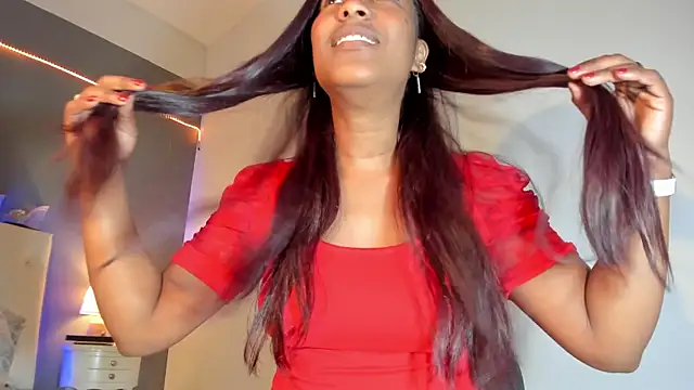 Melinahills online show from March 2025 03:40:01 PM