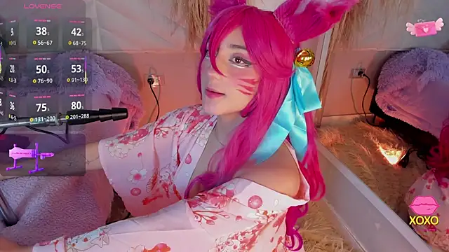 miia  baker online show from November 2025 12:26:01 PM