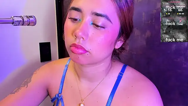 issie cute online show from May 2026 07:54:02 PM