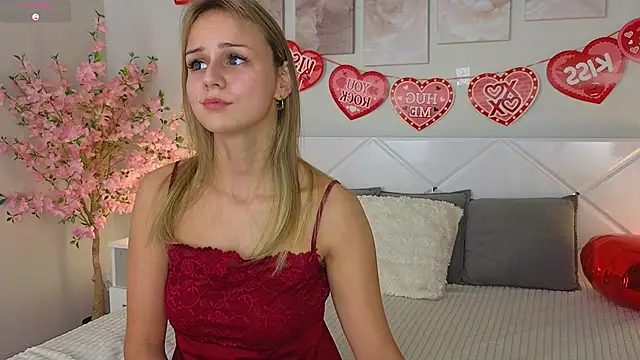 Snapshot of Wendy_D0ll chatting on February 2025 03:15:02 AM Wendy D0ll online show from February 2025 03:15:02 AM