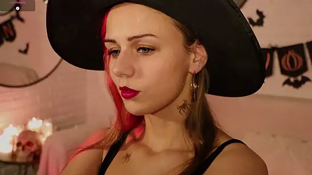 Snapshot of Wendy_D0ll chatting on October 2025 09:31:01 PM Wendy D0ll online show from October 2025 09:31:01 PM