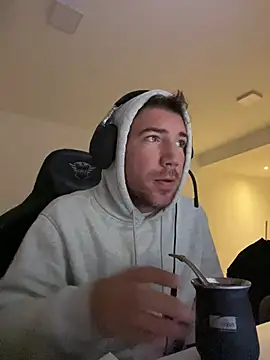 Snapshot of fedex_c2c chatting on April 2026 09:49:02 PM fedex c2c online show from April 2026 09:49:02 PM