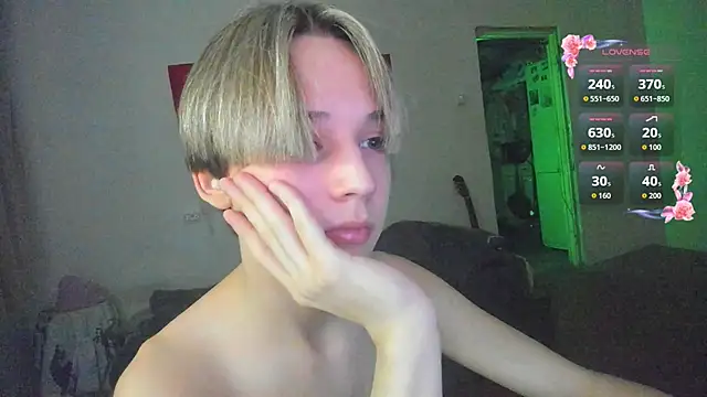 Vampirella GS online show from April 2026 11:24:01 PM