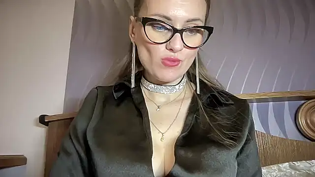 Viola sweet online show from February 2025 08:28:01 PM