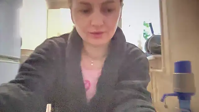 Snapshot of Viola_sweet chatting on January 2026 06:17:02 AM Viola sweet online show from January 2026 06:17:02 AM