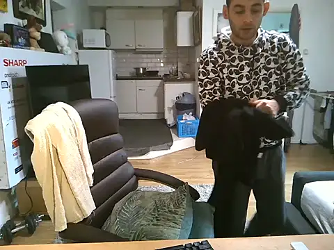 mihaimichael online show from November 2025 12:05:02 PM