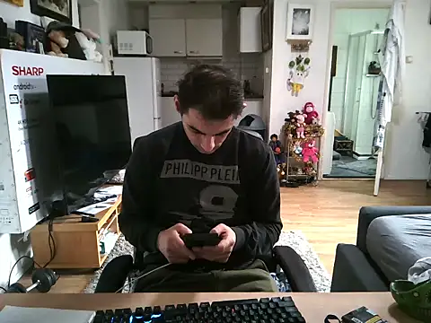 mihaimichael online show from December 2025 02:02:02 PM