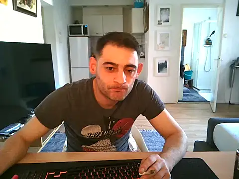 mihaimichael online show from May 2026 03:49:02 PM