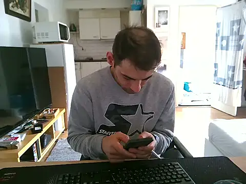 Snapshot of mihaimichael chatting on June 2026 08:39:02 AM mihaimichael online show from June 2026 08:39:02 AM