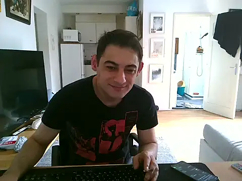 Snapshot of mihaimichael chatting on June 2026 11:42:02 AM mihaimichael online show from June 2026 11:42:02 AM