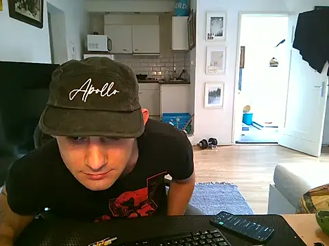 Snapshot of mihaimichael chatting on June 2026 11:52:02 AM mihaimichael online show from June 2026 11:52:02 AM