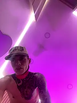 Snapshot of Herem369 chatting on November 2025 06:04:02 AM Herem369 online show from November 2025 06:04:02 AM