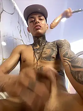 Snapshot of Herem369 chatting on November 2025 03:24:02 PM Herem369 online show from November 2025 03:24:02 PM