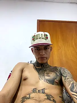 Snapshot of Herem369 chatting on December 2025 04:08:01 AM Herem369 online show from December 2025 04:08:01 AM