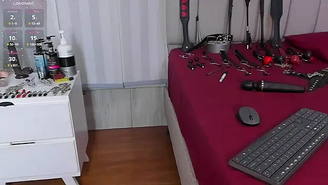 mileyerikson online show from May 2026 03:24:02 AM