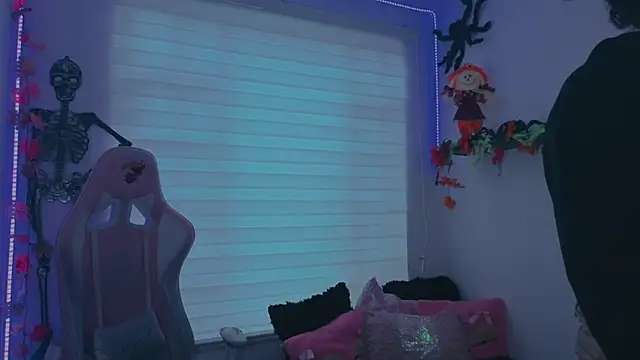 keyla roberts777 online show from October 2025 08:42:01 PM