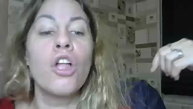 Snapshot of TherestlessKitty chatting on December 2025 10:17:02 PM TherestlessKitty online show from December 2025 10:17:02 PM