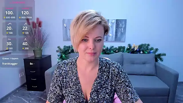 Snapshot of Julia_Wilsone chatting on January 2025 06:35:01 PM Julia Wilsone online show from January 2025 06:35:01 PM