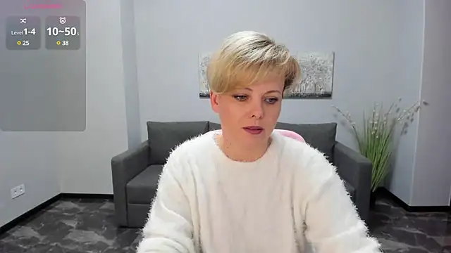 Snapshot of Julia_Wilsone chatting on January 2025 12:53:01 PM Julia Wilsone online show from January 2025 12:53:01 PM