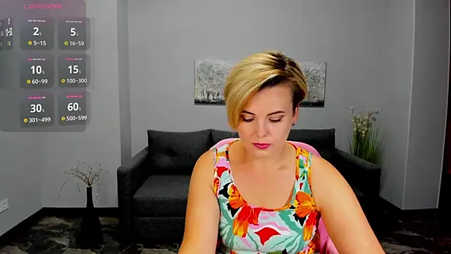 Snapshot of Julia_Wilsone chatting on September 2025 11:43:01 AM Julia Wilsone online show from September 2025 11:43:01 AM