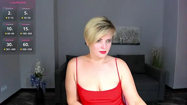 Snapshot of Julia_Wilsone chatting on September 2025 12:19:01 PM Julia Wilsone online show from September 2025 12:19:01 PM