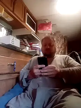 Snapshot of tjmacksjr chatting on January 2025 06:20:01 PM tjmacksjr online show from January 2025 06:20:01 PM