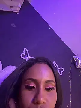 AlisonHoot69 online show from November 2025 05:07:01 AM