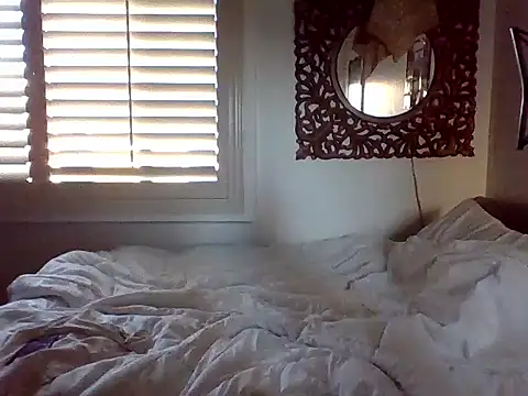 tengocanicas online show from December 2024 03:33:02 PM