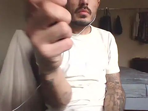 tengocanicas online show from February 2026 11:01:01 PM